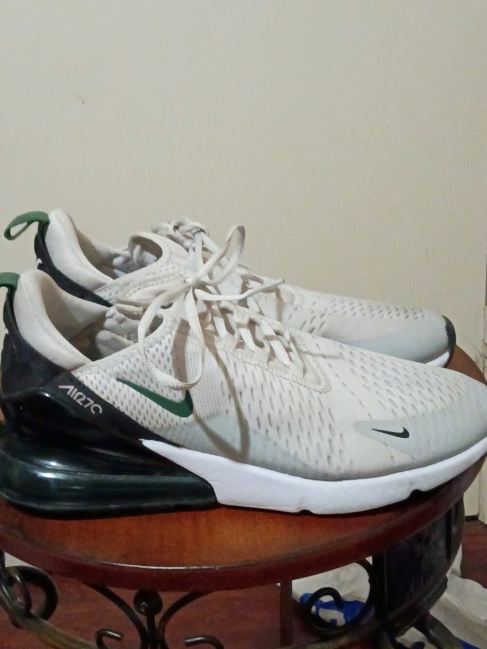 NIKE AIR MAX 270 LIGHT GREY GREEN MENS RUNNING SHOES RARE AH8050-032 (SIZE 11)